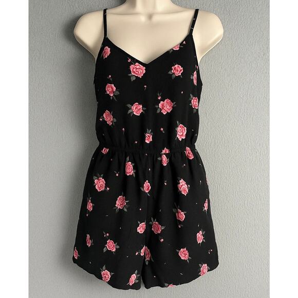 Divided H&M Black Pink Rose‎ Floral Sleeveless Romper Women’s Size 8 Viscose - Picture 2 of 11